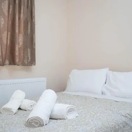 Garden Paradise In Megalochori * Trikala (Thessaly)