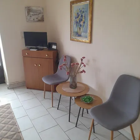 Appartement Garden Paradise In Megalochori *